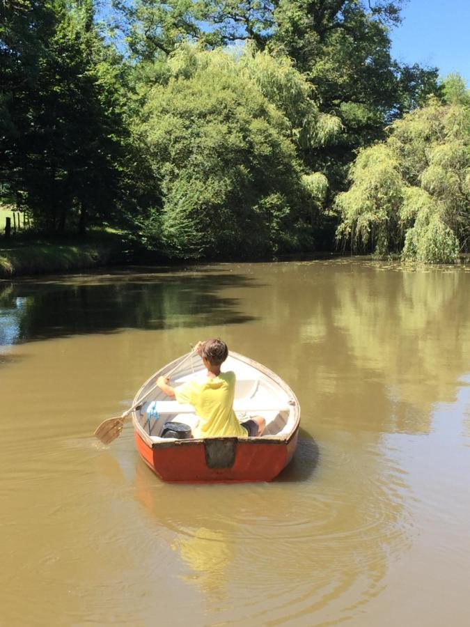 Le Gite Du Petit Renard: A Tranquil Gite With Pool Oradour-Saint-Genest Esterno foto